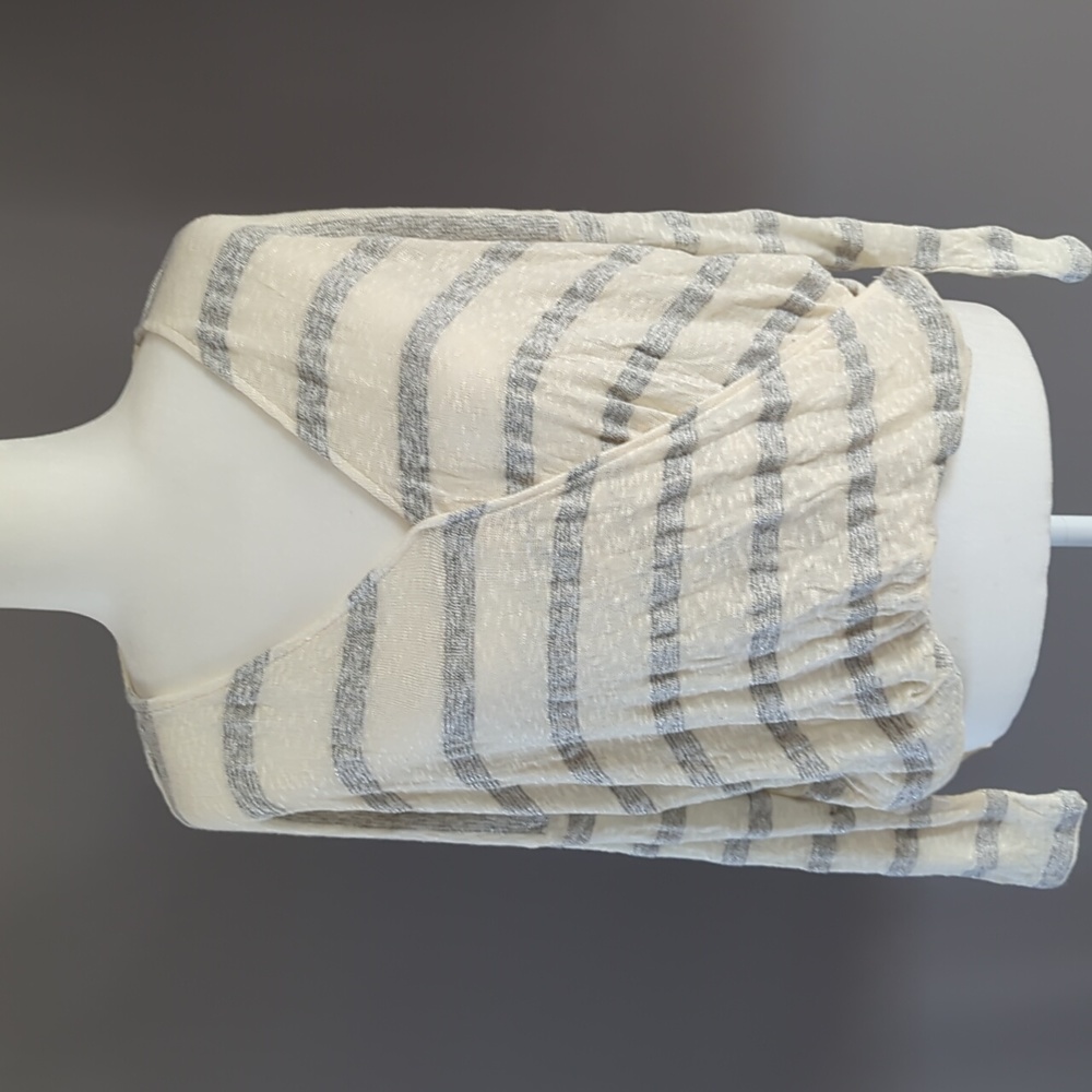 Long sleeve top with cross front